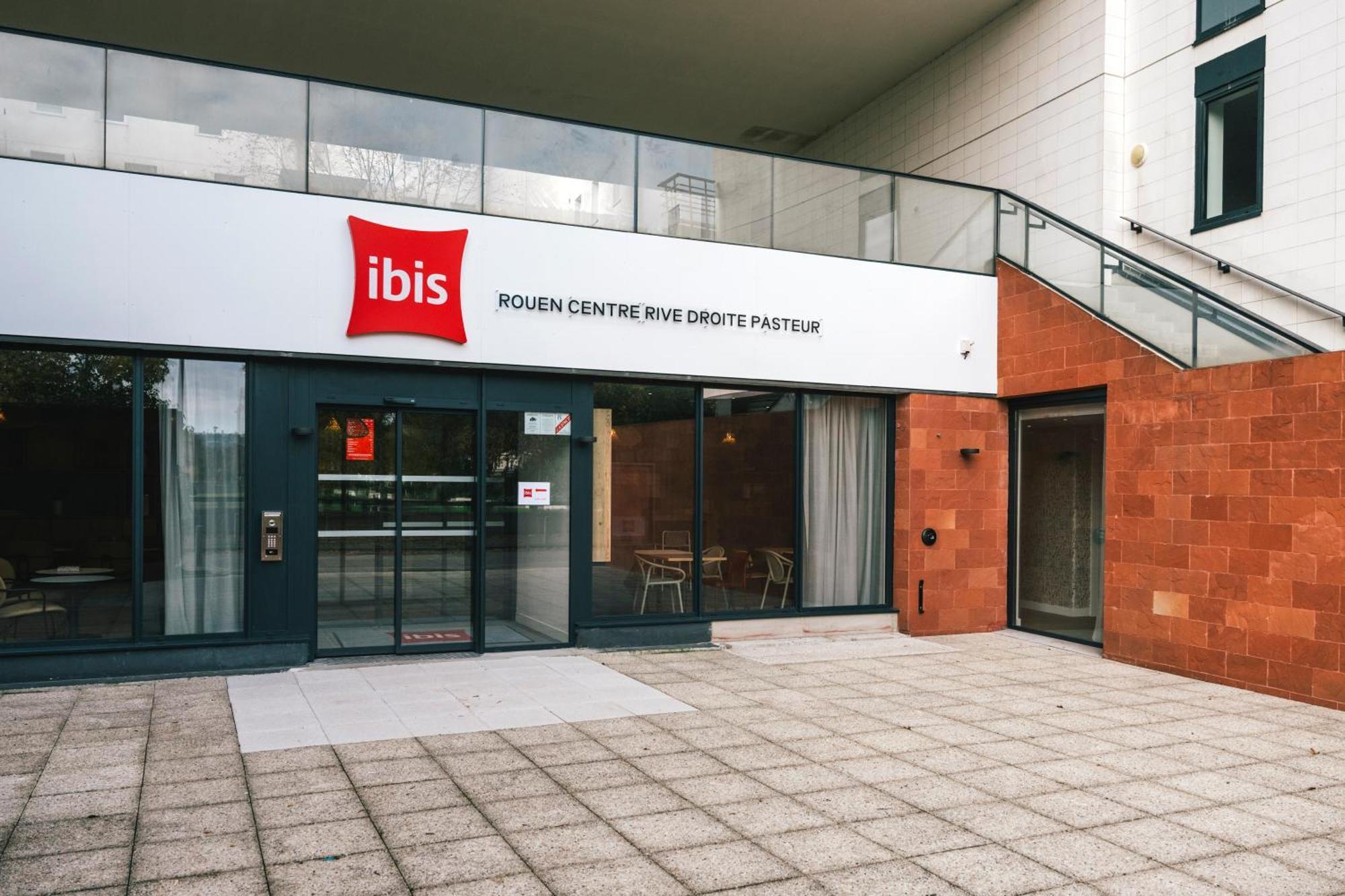 Ibis Rouen Centre Rive Droite Pasteur Hotel Bagian luar foto