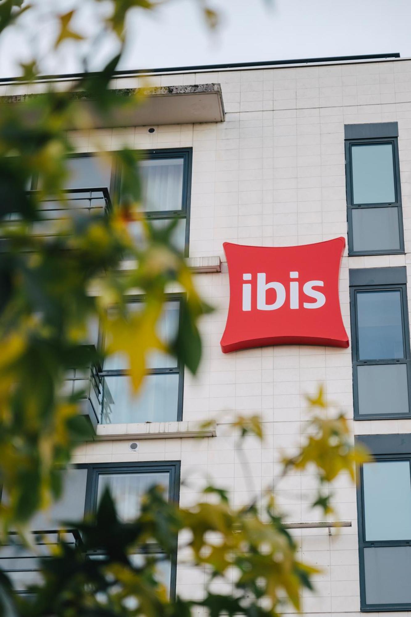 Ibis Rouen Centre Rive Droite Pasteur Hotel Bagian luar foto